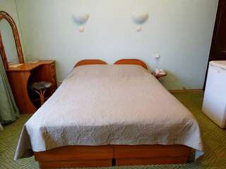 Отель Мыс Севастополь Двухместный номер с 1 кроватью или 2 отдельными кроватями-19