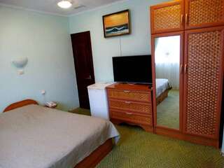 Отель Мыс Севастополь Двухместный номер с 1 кроватью или 2 отдельными кроватями-12